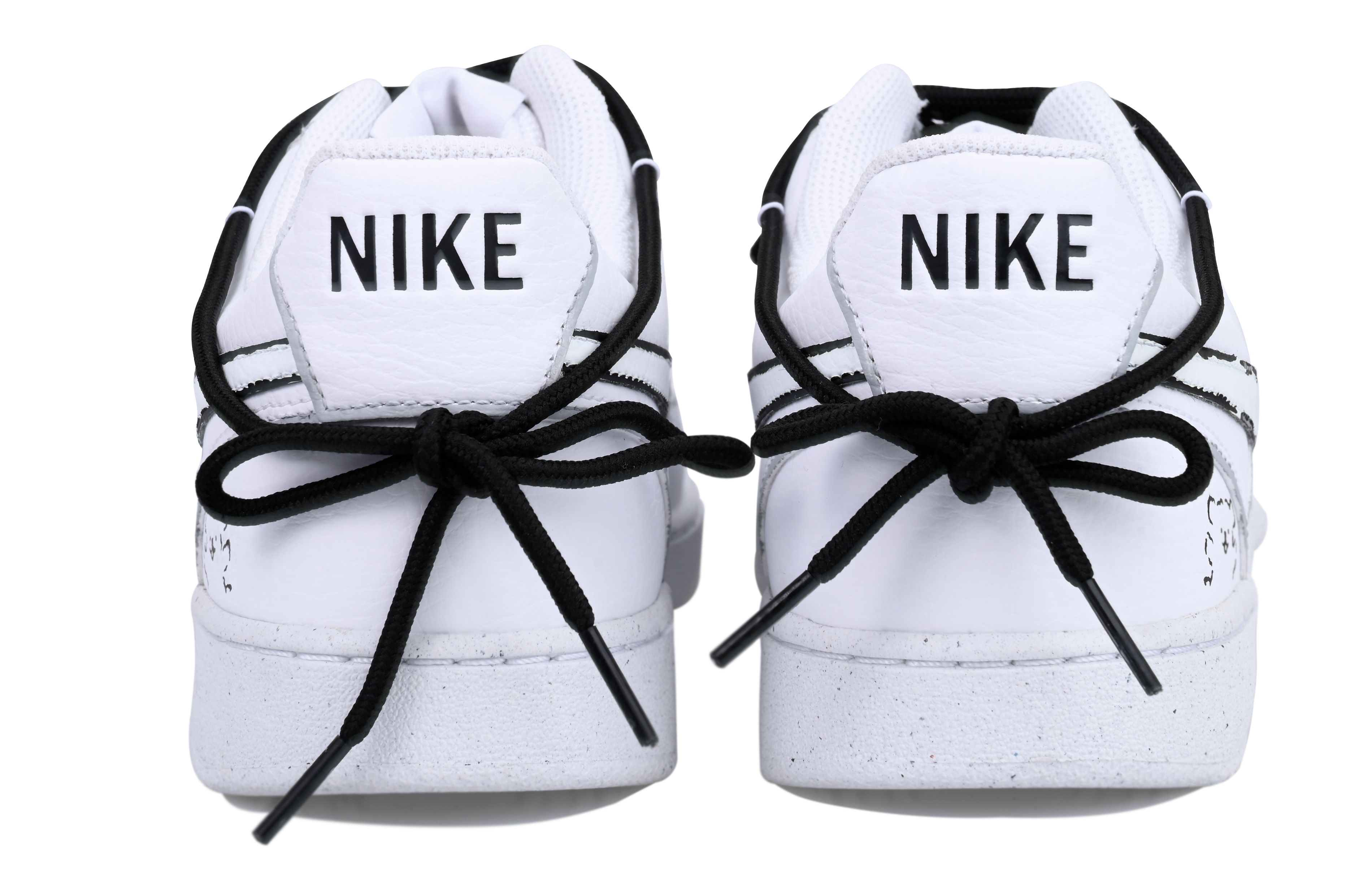 Shop [定制鞋款] 耐克Court Vision Low 黑白 'Vlad Line Dog' DH2987-101-442398