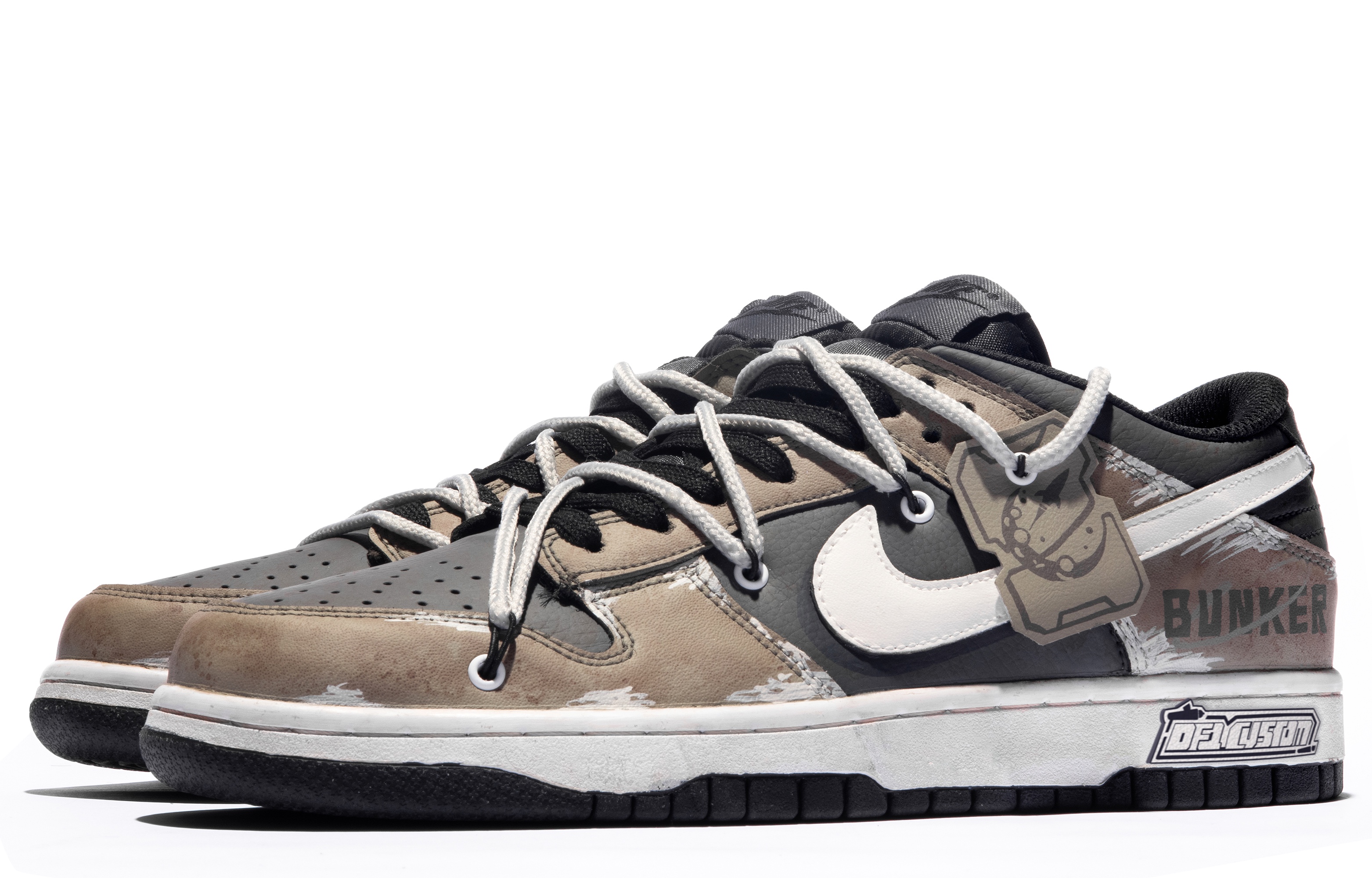 Lookbook Nikeカスタム Dunk Low ダ・ヴィンチ迷彩グラフィティ CW1590-100(TeamM-女款掩体纪元S-BOX)