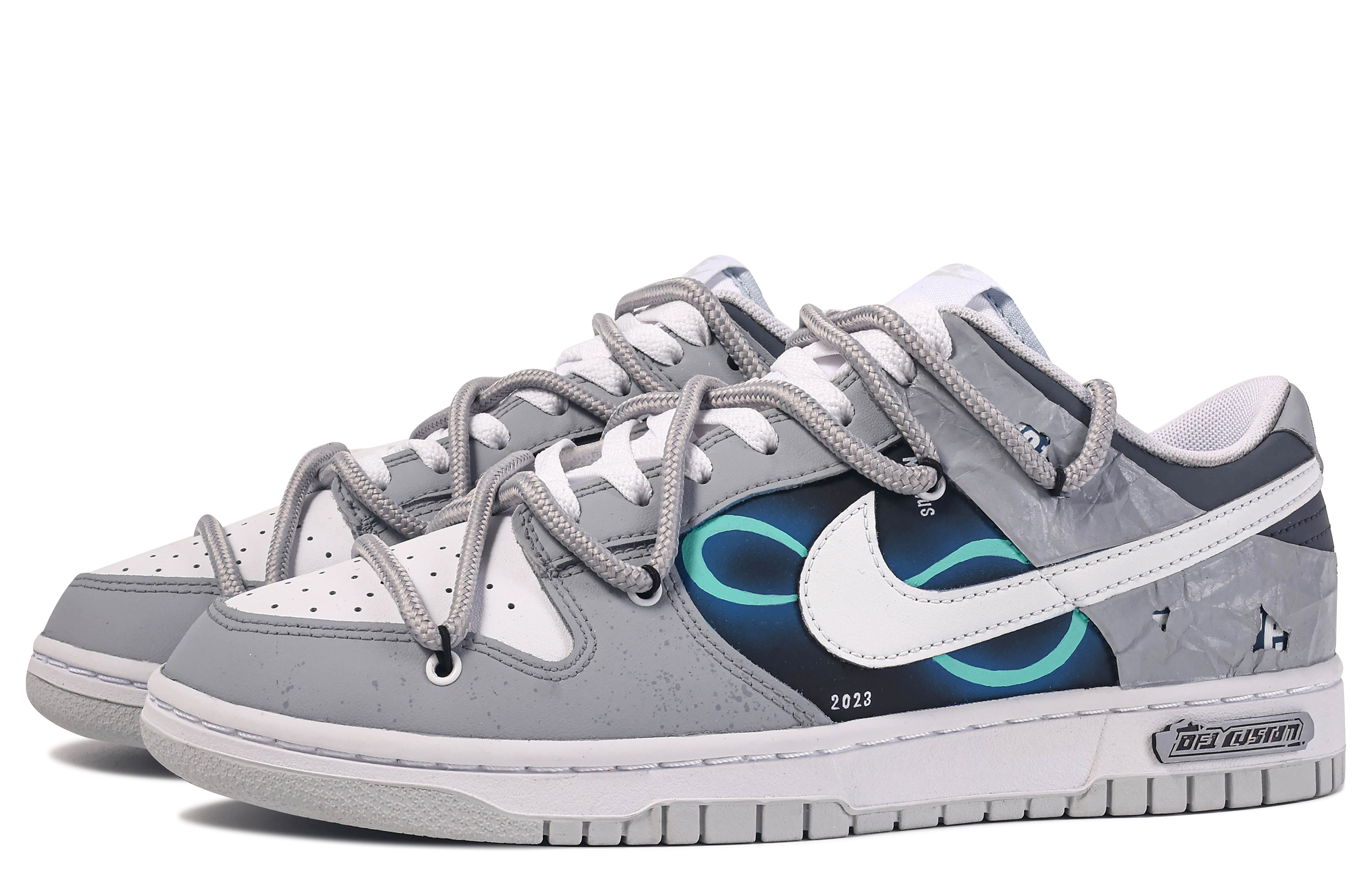 Shop [Kasut Tersuai] Nike Custom x Dunk Low 'Da Vinci Moebius Kelabu Putih' DV0831-101(TeamM-莫比乌斯)