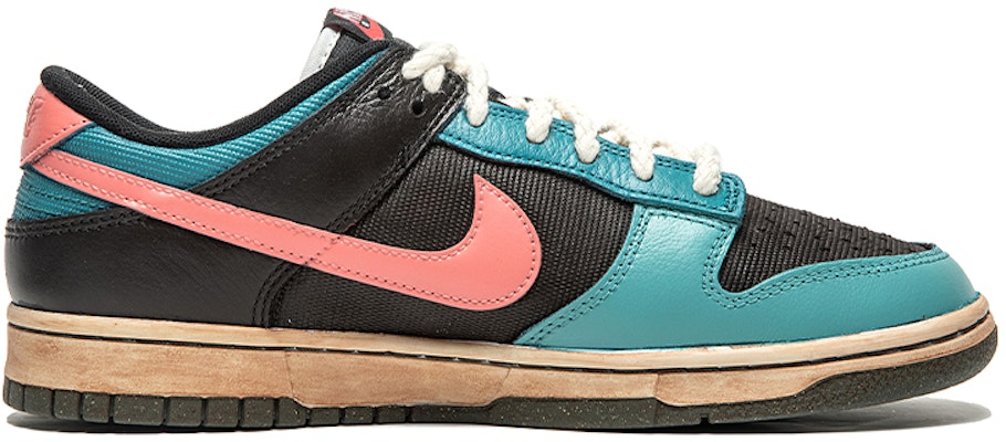 【客製化球鞋】Nike Dunk Low 野鶴製造 復古未來系列 塗鴉風 賽博朋客 耐磨 低筒 板鞋 男款 黑紅 特別禮盒版 Order 【客製化球鞋】Nike Dunk Low 野鶴製造 復古未來系列 塗鴉風 賽博朋客 耐磨 低筒 板鞋 男款 黑紅 特別禮盒版