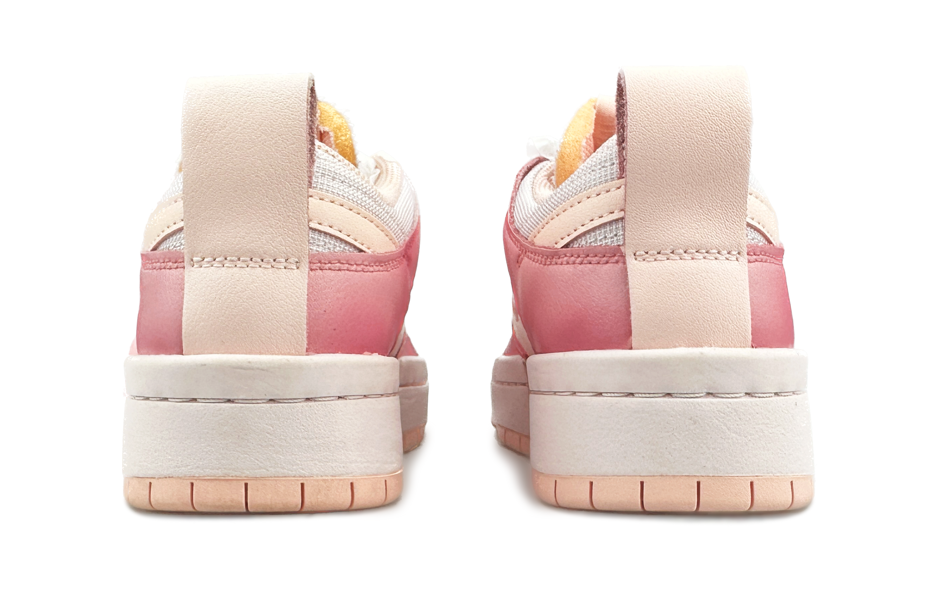 Shop [定制鞋款] 耐克 Dunk Disrupt '粉色系带' CK6654-602-444054