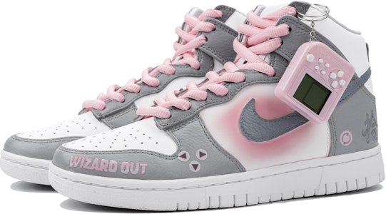 나이키 덩크 하이 '사이버 네온 플레이어' (커스텀) DO2321-111(Team4-男女款头号玩家) Lookbook 나이키 덩크 하이 '사이버 네온 플레이어' (커스텀) DO2321-111(Team4-男女款头号玩家)