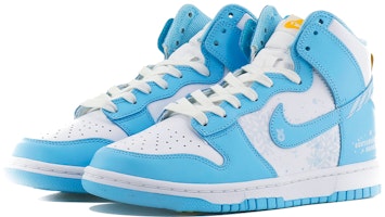 ナイキ ダンク HIGH レトロ "雪兎" (カスタム) DD1399-401(Team10-雪兔) Lookbook ナイキ ダンク HIGH レトロ "雪兎" (カスタム) DD1399-401(Team10-雪兔)