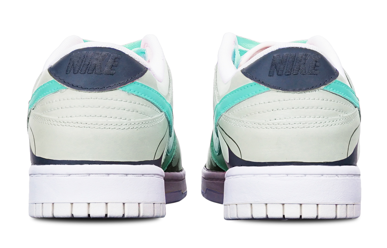 Shop 【定制球鞋】Nike Dunk Low 動漫主題 巴大蝶 限量特殊鞋盒 低幫 板鞋 GS 綠紅灰