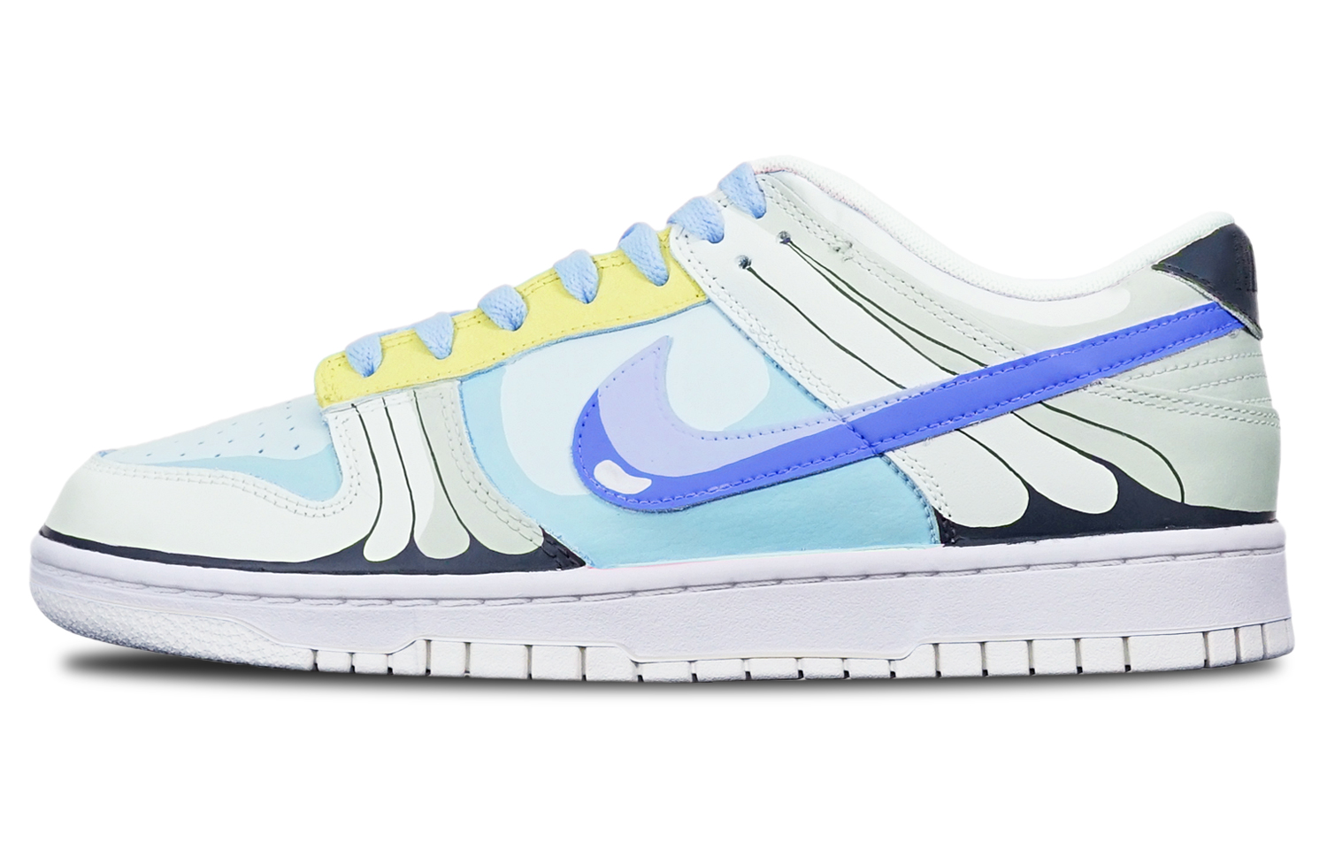 Buy 【定制球鞋】 Nike Dunk Low 動漫主題 巴大蝶 限量特殊鞋盒 復古休閒 低幫 板鞋 GS 藍黃灰