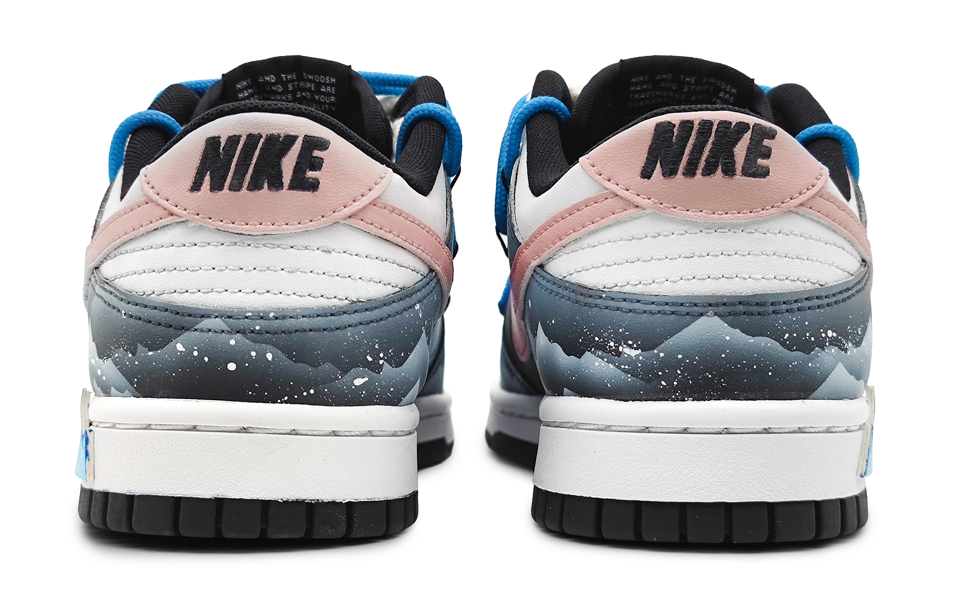 Purchase [Sepatu Kustom] Nike Dunk Low 'Gletser Antartika' FD1232-001(Team16-女款南极冰川解构粉)