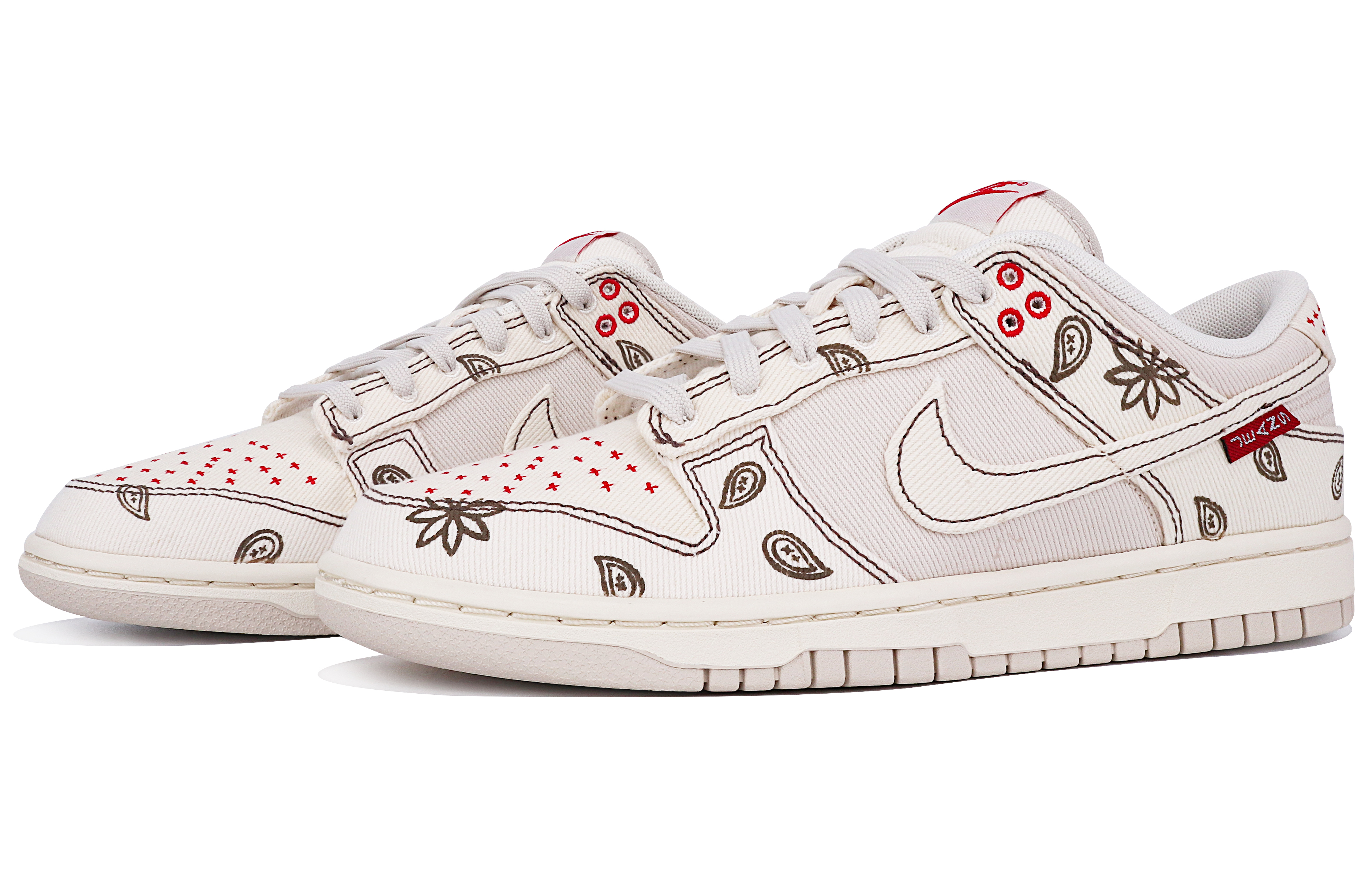 Lookbook [Kasus Sepatu] Nike Dunk Low 'Beige Paisley' DV0834-100(TeamTen-男款腰果花米白红标)