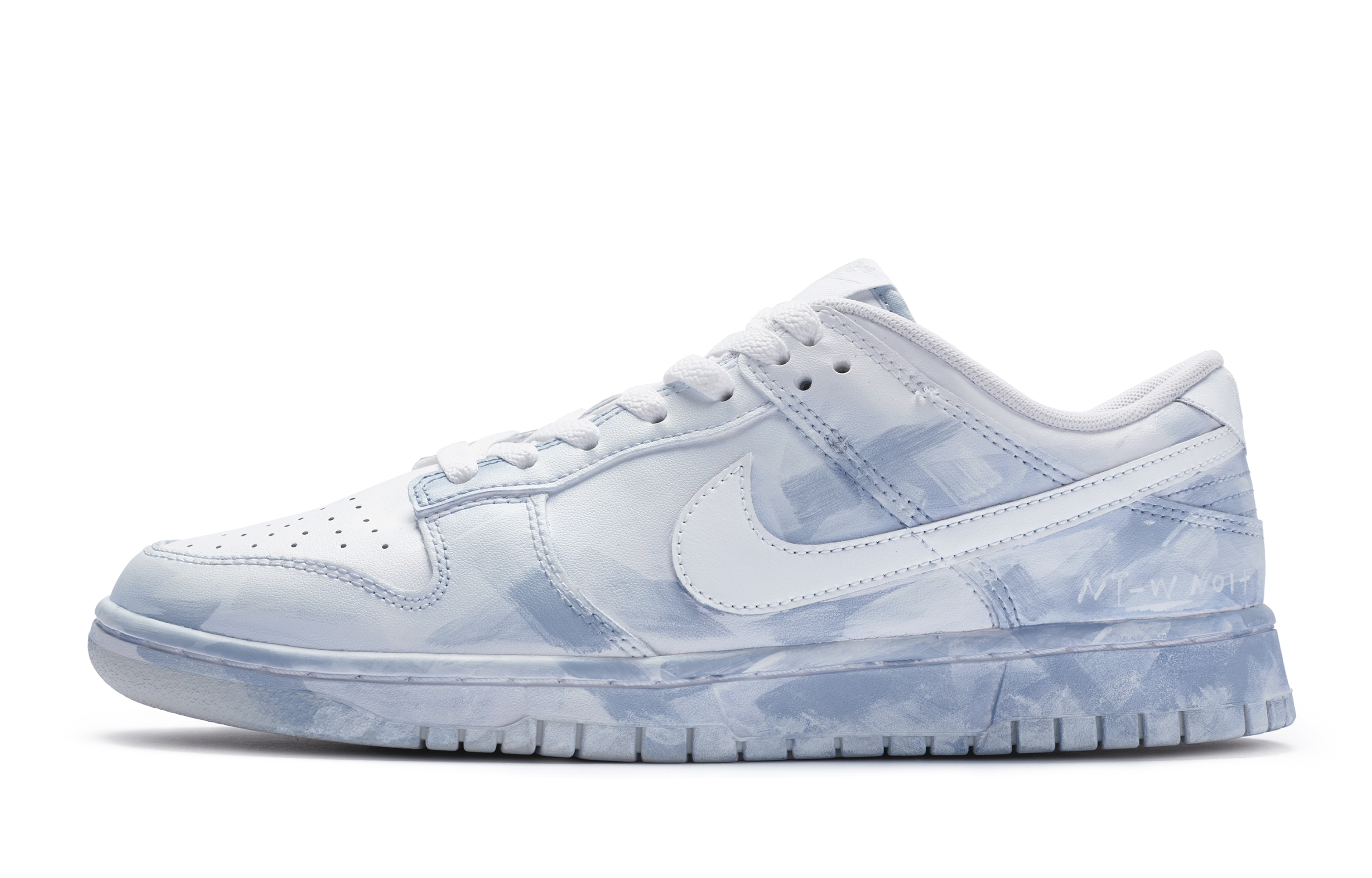 Buy [Sepatu Custom] Nike Dunk Low 'BIGNIU Putih Biru Dip-Dye' DH9765-102(TeamR-女款白蓝浸染)