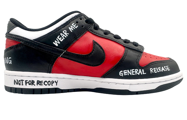 Lookbook 나이키 덩크 로우 '블랙 그래피티' (커스텀) CW1590-100（Team180-no-photo）