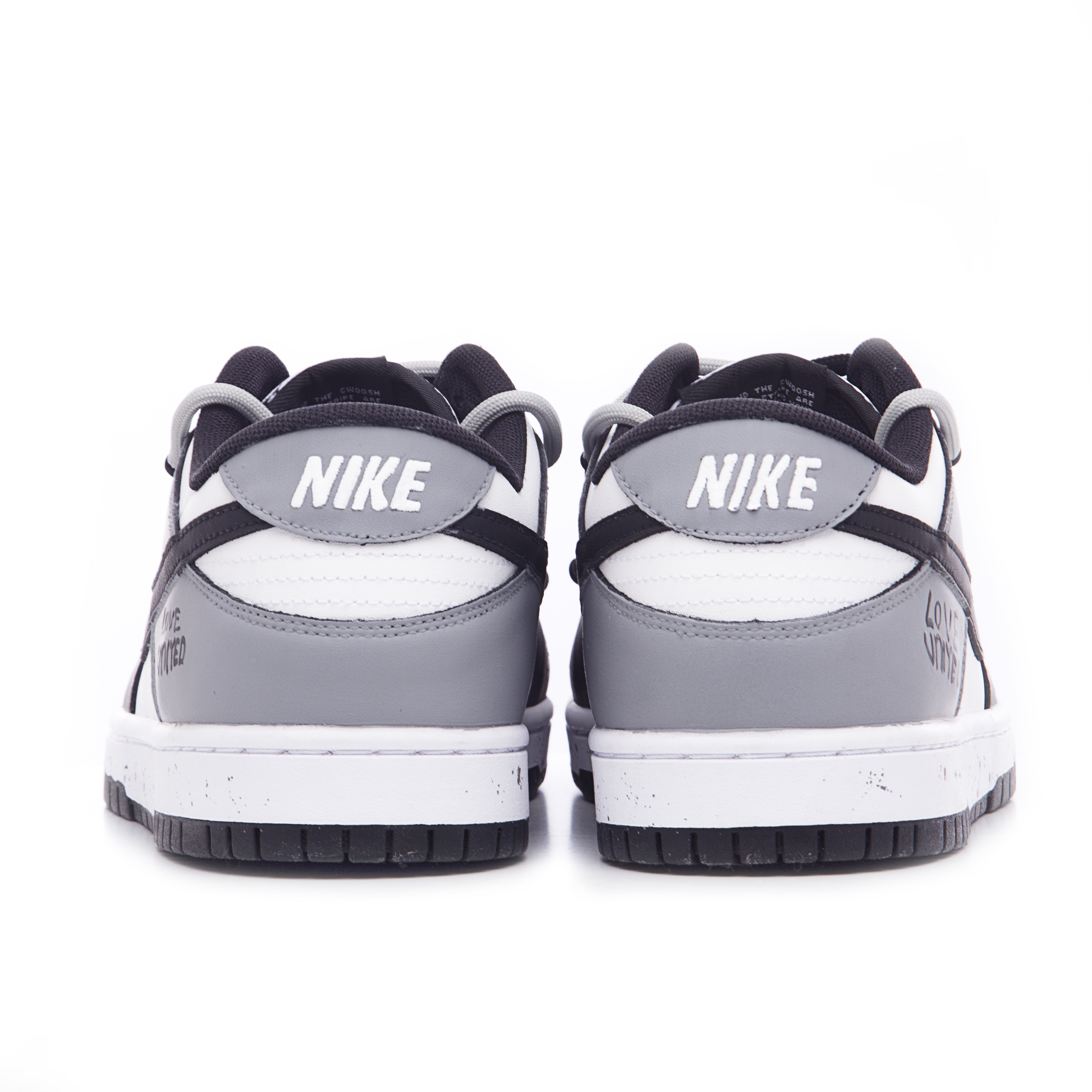 Shop [定制鞋] 耐克Dunk Low '黑灰星' CW1590-100(Team60-女款以星计爱)