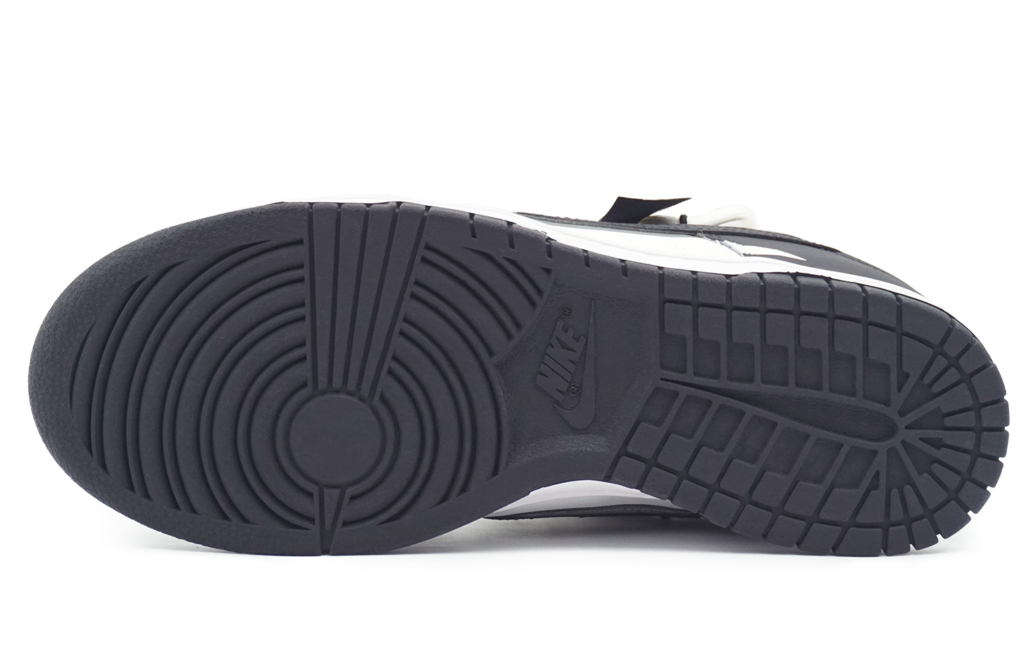 Sizing 나이키 덩크 로우 '블랙팬서 판다' (커스텀) CW1590-100(Team108-女款裂缝)