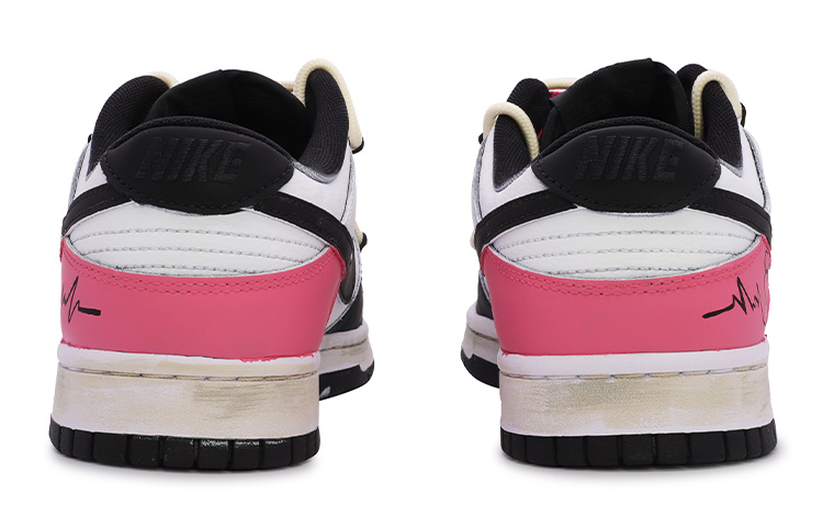 Shop 【定制鞋款】耐克 Dunk Low '黑粉苜蓿' DH9765-002(TeamM-女款四叶草)