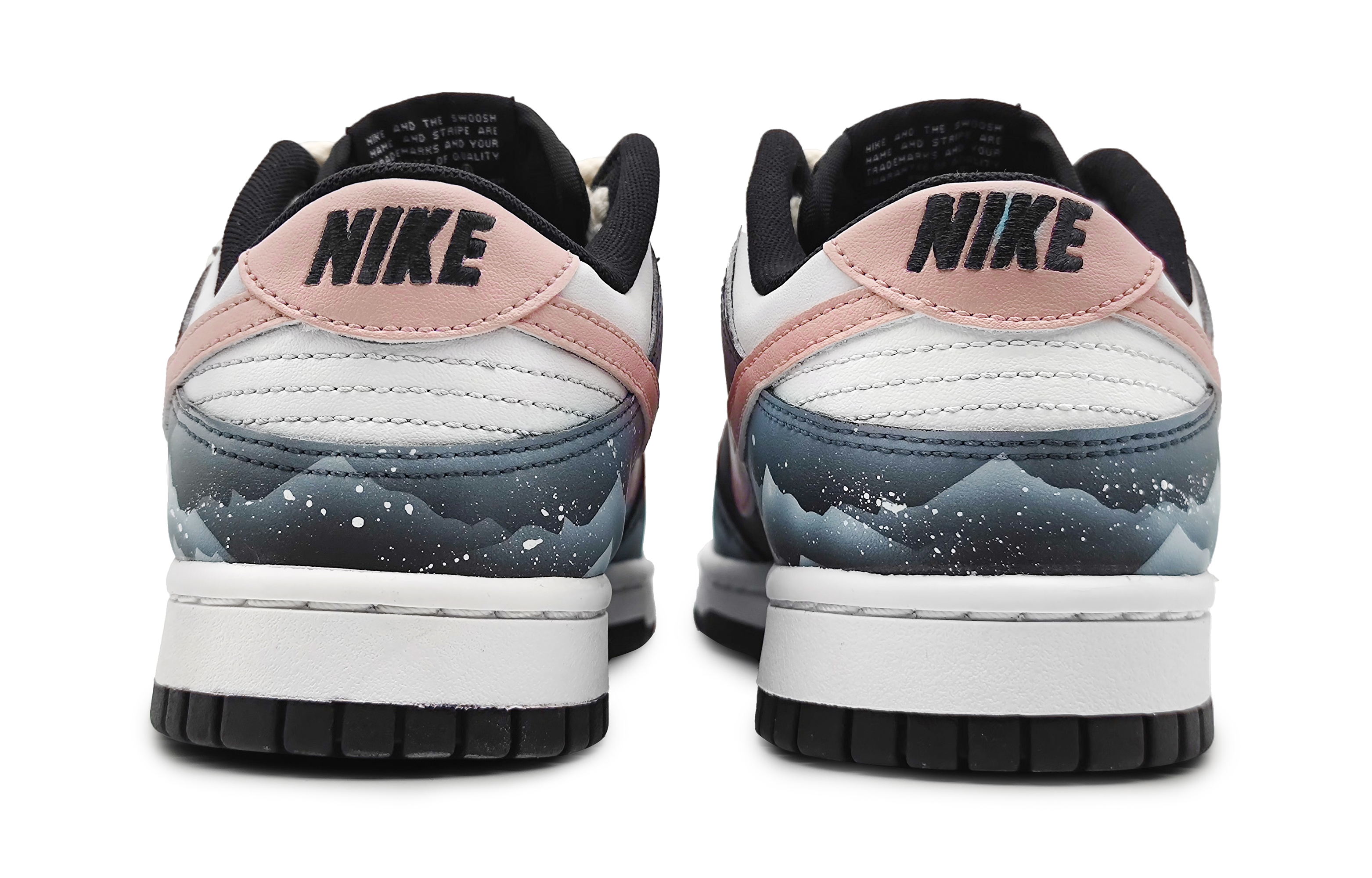 Purchase [Kasut Tersuai] Nike Dunk Low 'Hitam Merah Jambu Glasier' FD1232-001(Team16-女款南极冰川粉)