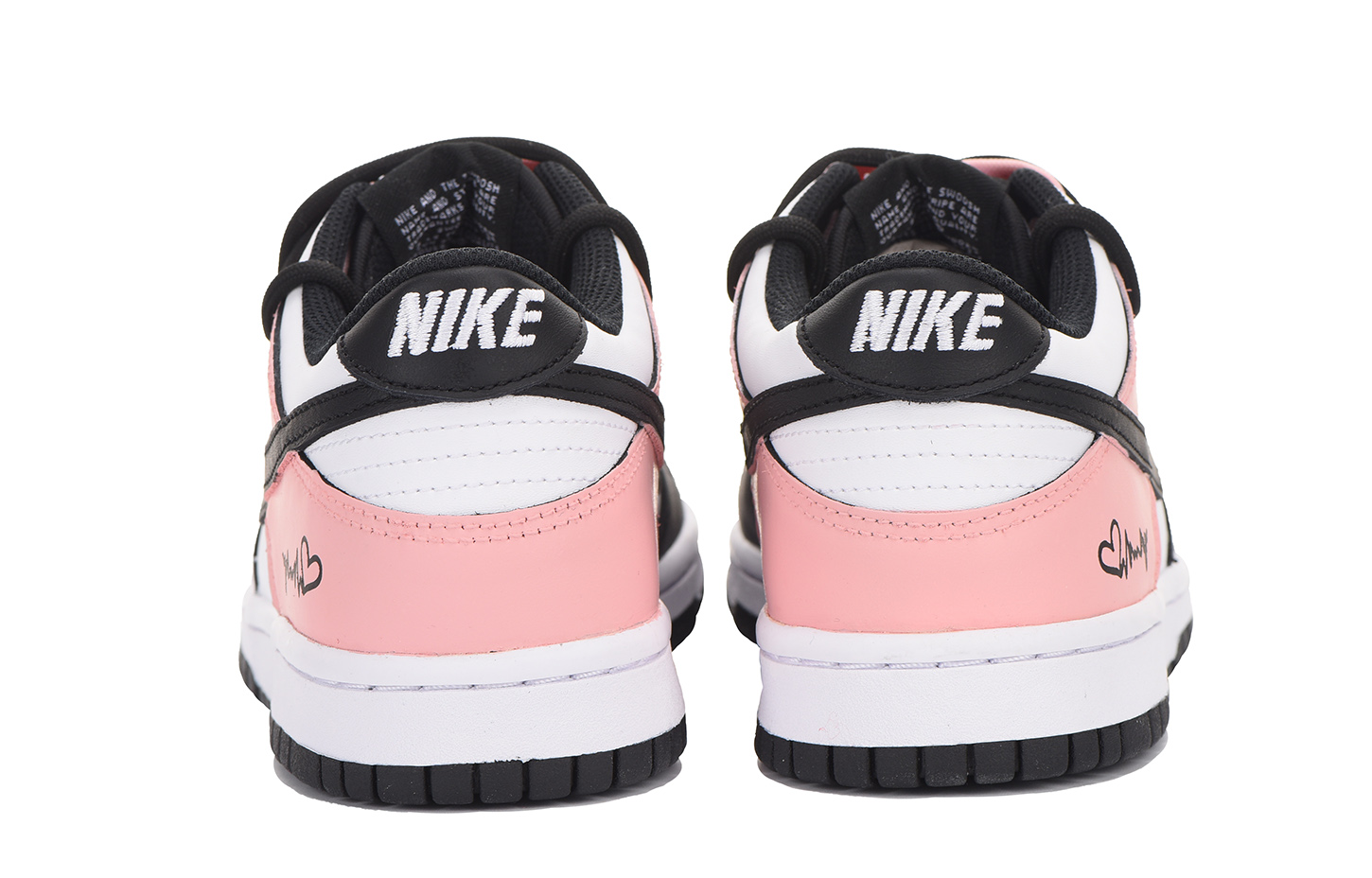 Shop 나이키 덩크 로우 '블랙 핑크 하트 디컨스트럭티드' (커스텀) CW1590-100(Team59-女款黑粉爱心六)