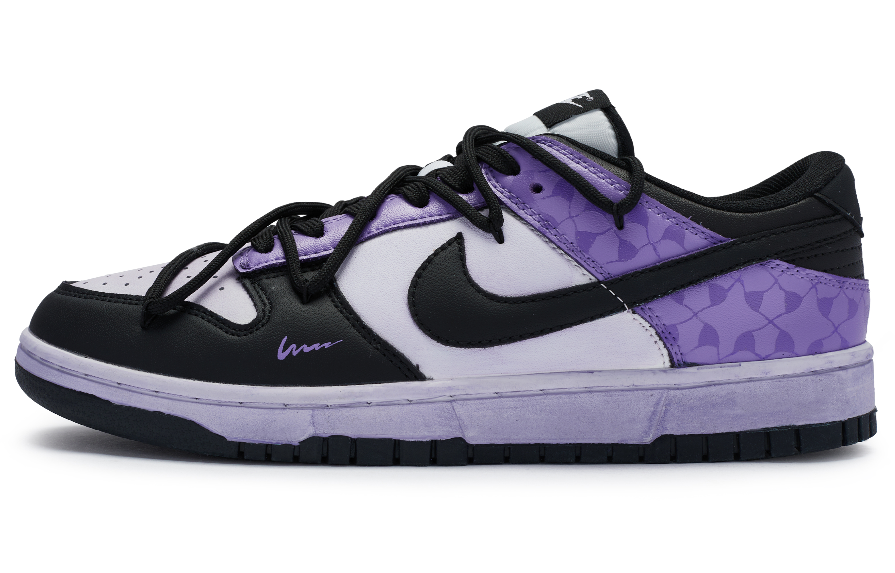 Buy [Sepatu Kustom] Nike Dunk Low 'Hitam Ungu Putih Kristal' CW1590-100-466182