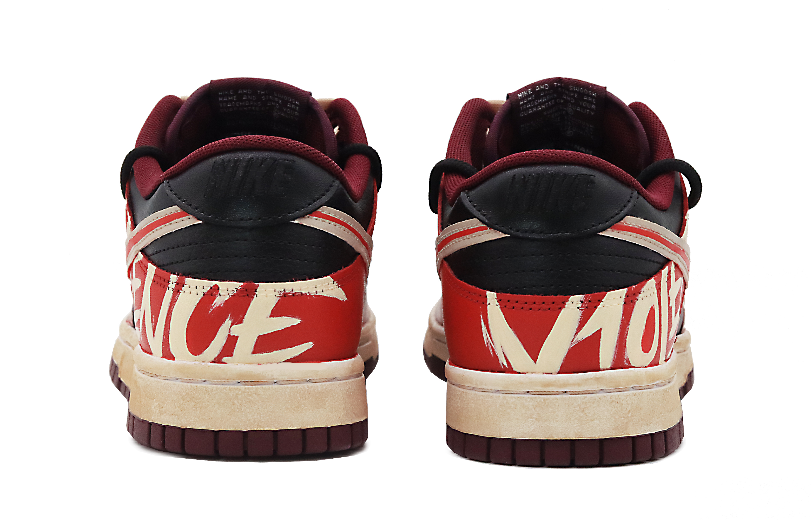 Shop [Kasut Rekaan] Nike Dunk Low 'Grafiti Hitam Merah' DJ6188-600(Team52-暴力美学男款)