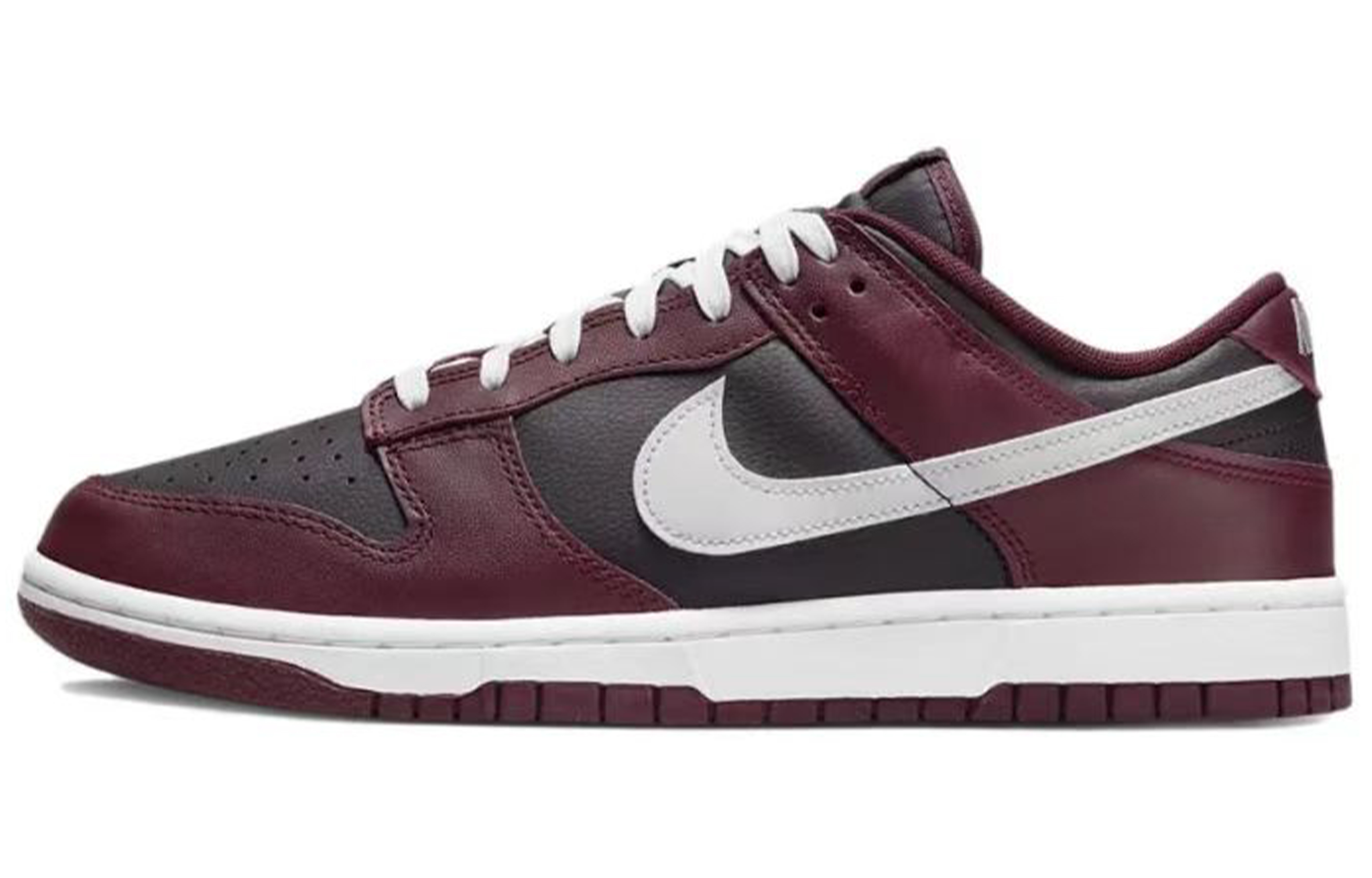 Details for [Kasut Rekaan] Nike Dunk Low 'Grafiti Hitam Merah' DJ6188-600(Team52-暴力美学男款)