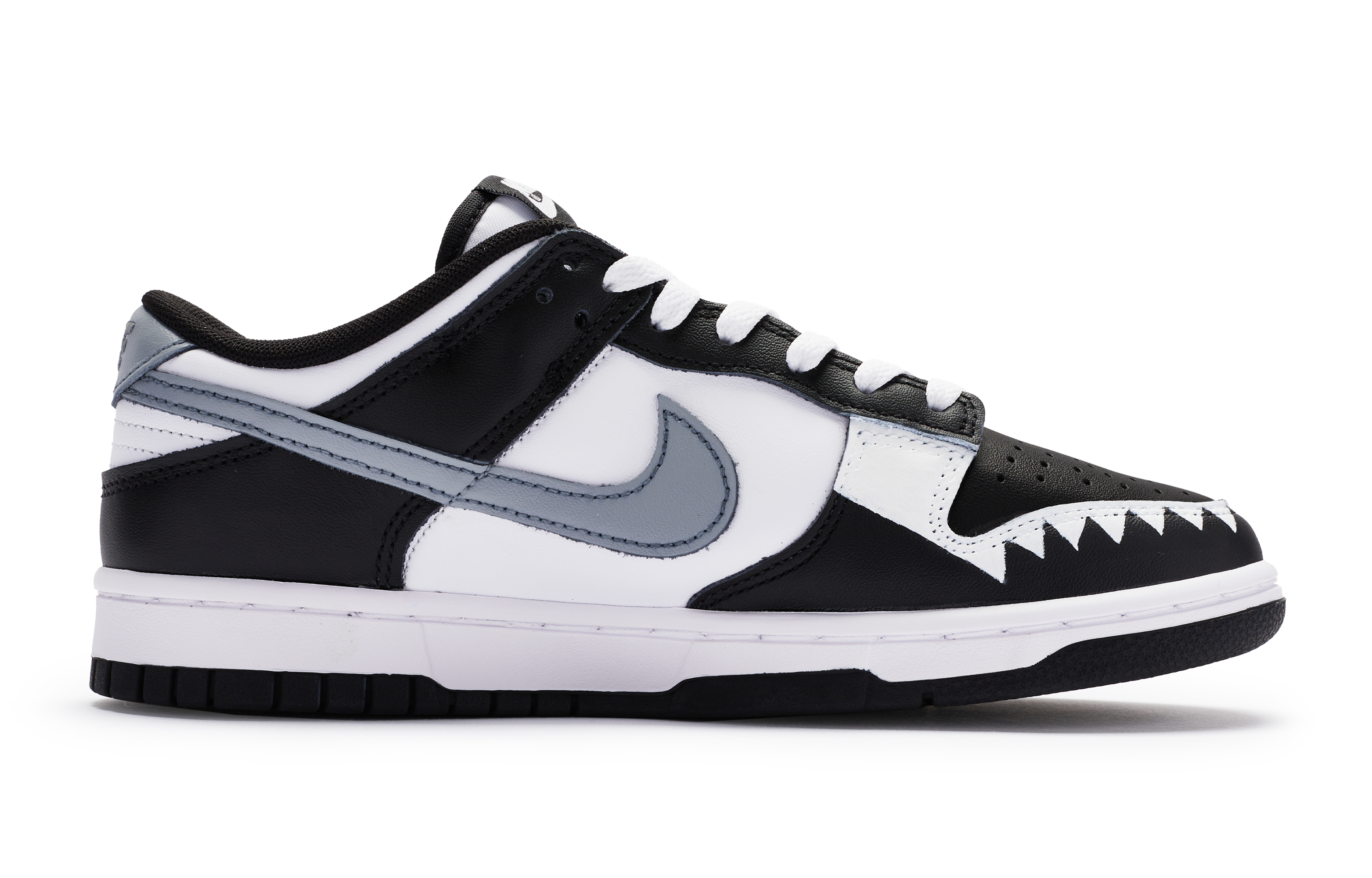 Order [Kasut Custom] Nike Dunk Rendah 'Hitam Putih' CW1590-100(TeamR-女款酷酷鲨)