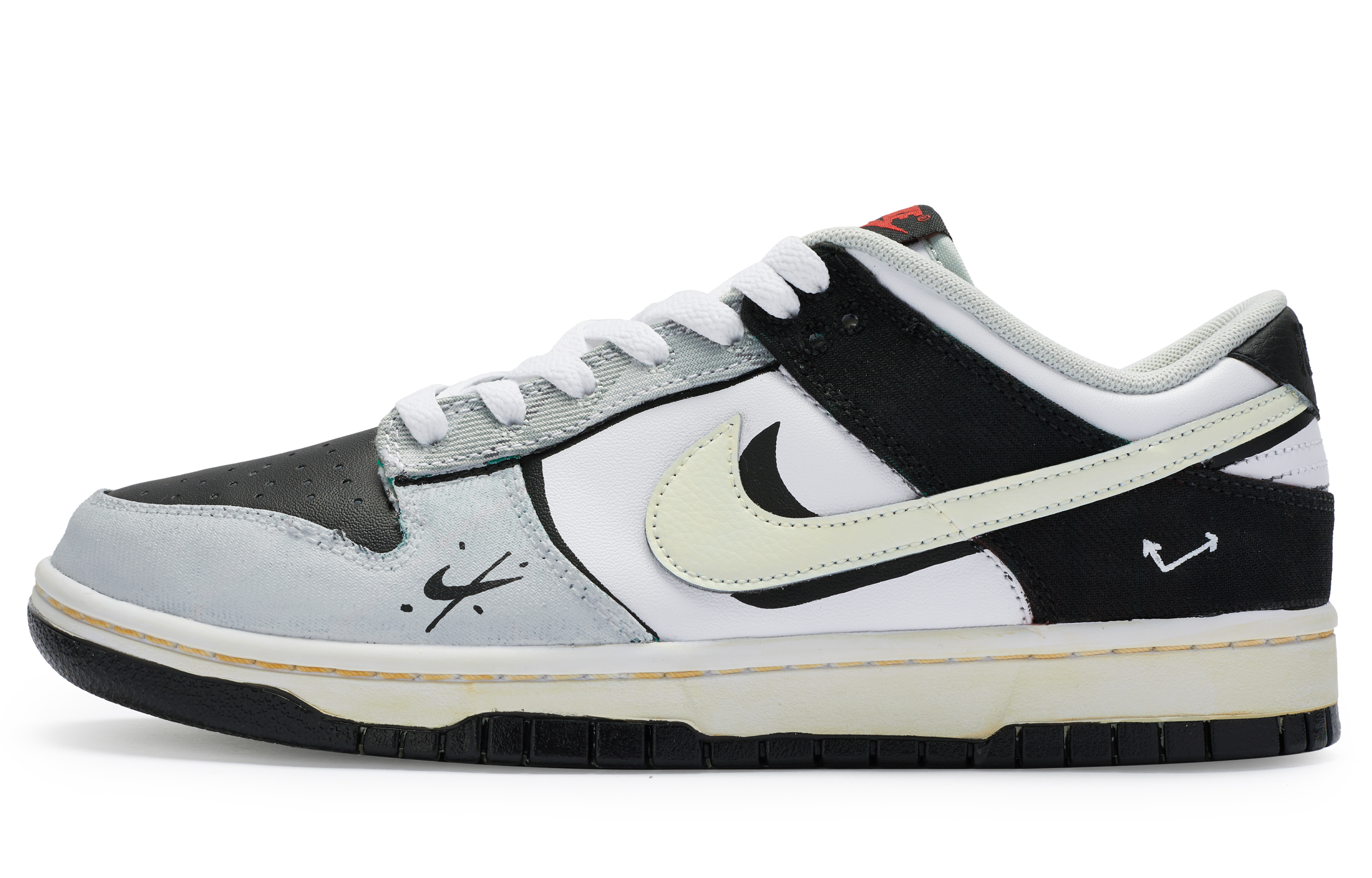 Buy [Zapatos Personalizados] Nike Dunk Low 'Manecillas de Reloj Blanco y Negro' DV0827-100-484808