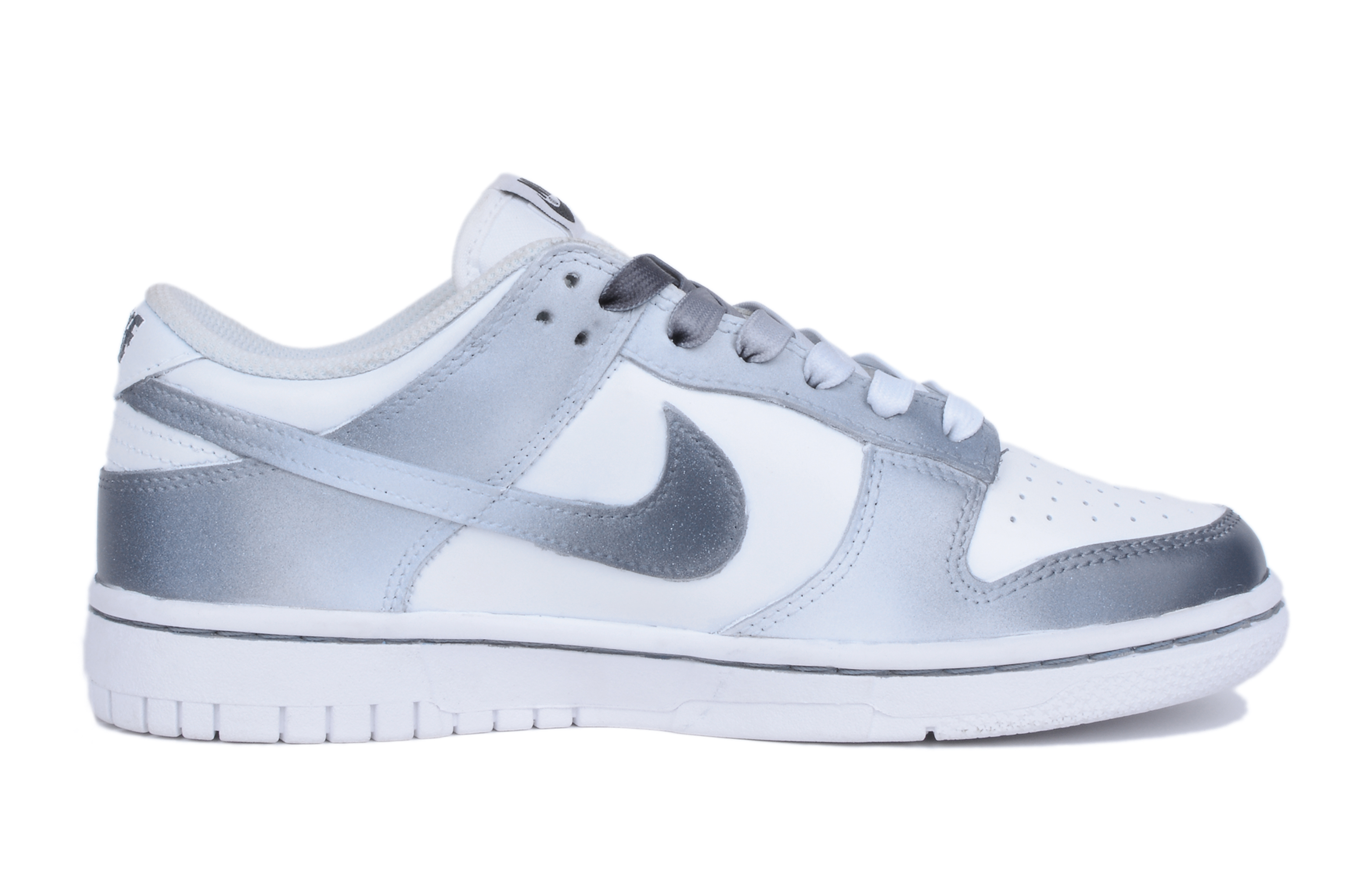 Order [訂製鞋款] Nike Dunk Low '黑白灰' DJ6188-101(Team42-男款国风破浪黑白灰)