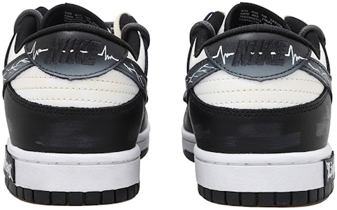 【カスタムシューズ】ナイキ ダンク ロー 'ブラック ホワイト グレー デコンストラクテッド' CW1590-100(Team拾玖黑色闪电女S-BOX) Shop 【カスタムシューズ】ナイキ ダンク ロー 'ブラック ホワイト グレー デコンストラクテッド' CW1590-100(Team拾玖黑色闪电女S-BOX)