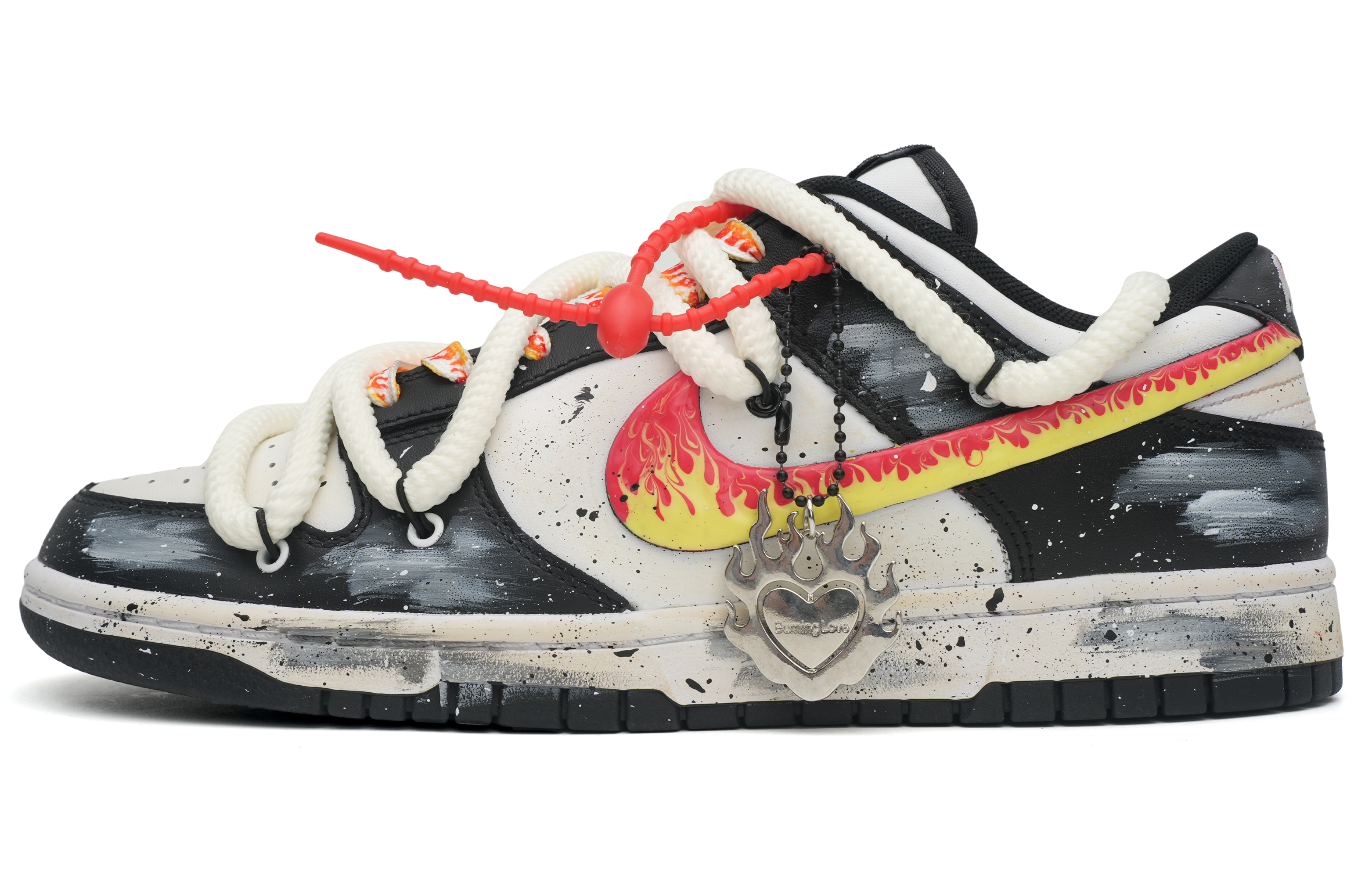 Buy [Shoes Custom] Nike Dunk Low 'Hitam Putih Api Teroksidasi' DD1391-100(Team35-活力火焰)