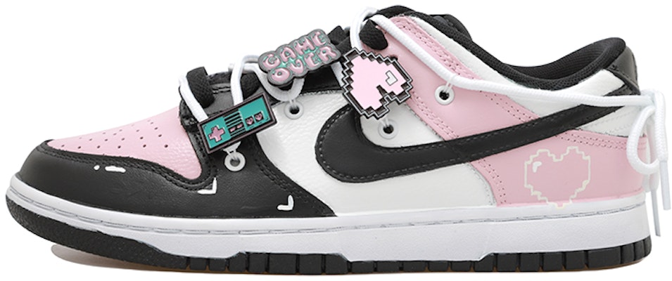 【訂製球鞋】 Nike Dunk Low 遊戲 掛飾 熊貓 禮盒 防滑耐磨 低筒 板鞋 GS 黑白粉 Buy 【訂製球鞋】 Nike Dunk Low 遊戲 掛飾 熊貓 禮盒 防滑耐磨 低筒 板鞋 GS 黑白粉