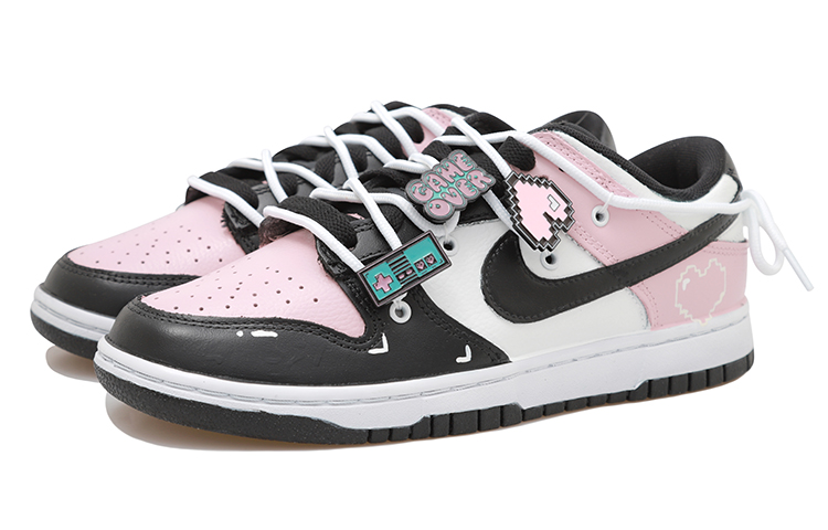 Lookbook 【訂製球鞋】 Nike Dunk Low 遊戲 掛飾 熊貓 禮盒 防滑耐磨 低筒 板鞋 GS 黑白粉