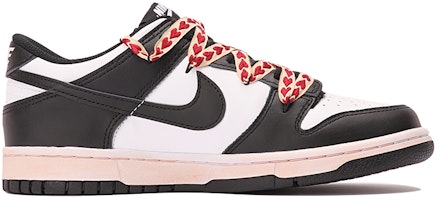 나이키 덩크 로우 '블랙 화이트 리컨스트럭티드' (커스텀) CW1590-100(TeamThree-女款心动时刻黑白) Lookbook 나이키 덩크 로우 '블랙 화이트 리컨스트럭티드' (커스텀) CW1590-100(TeamThree-女款心动时刻黑白)
