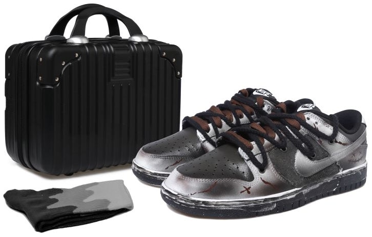 custom-shoes-nike-dunk-low-black-white-smile-graffiti