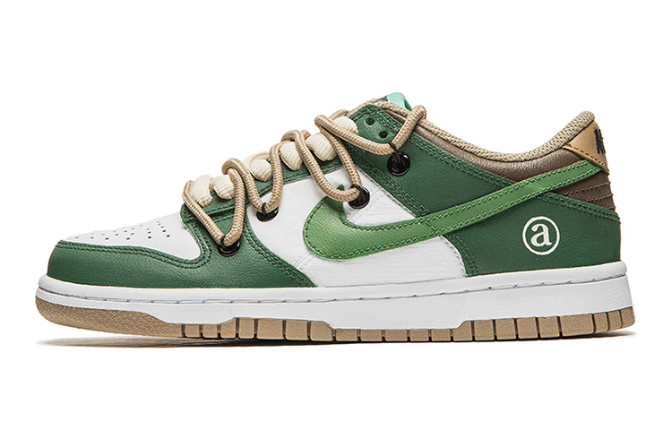 Buy 【定制球鞋】 Nike Dunk Low Blackout 經典休閒板鞋 復古街頭主題 塗鴉 解構雙鞋帶 低幫 板鞋 GS 綠色