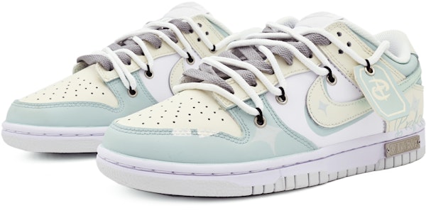 【訂製球鞋】 Nike Dunk Low 星光 塗鴉 掛飾 解構 簡約 特殊鞋盒 低筒 板鞋 GS 藍綠色 Lookbook 【訂製球鞋】 Nike Dunk Low 星光 塗鴉 掛飾 解構 簡約 特殊鞋盒 低筒 板鞋 GS 藍綠色
