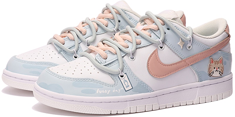 나이키 덩크 로우 '청백호' (커스텀) DH9765-100(TeamThree-女款小虎喵蓝白) Lookbook 나이키 덩크 로우 '청백호' (커스텀) DH9765-100(TeamThree-女款小虎喵蓝白)