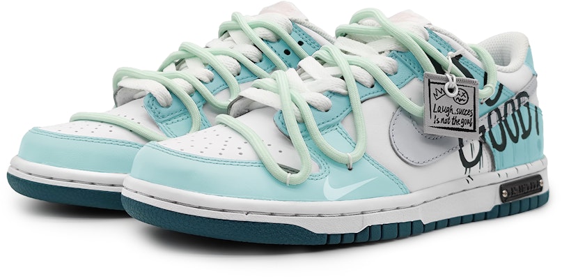 【訂製球鞋】 Nike Dunk Low 藍色軌跡 Good個性塗鴉 標牌可拆卸 低筒 滑板鞋 GS 白藍 Lookbook 【訂製球鞋】 Nike Dunk Low 藍色軌跡 Good個性塗鴉 標牌可拆卸 低筒 滑板鞋 GS 白藍