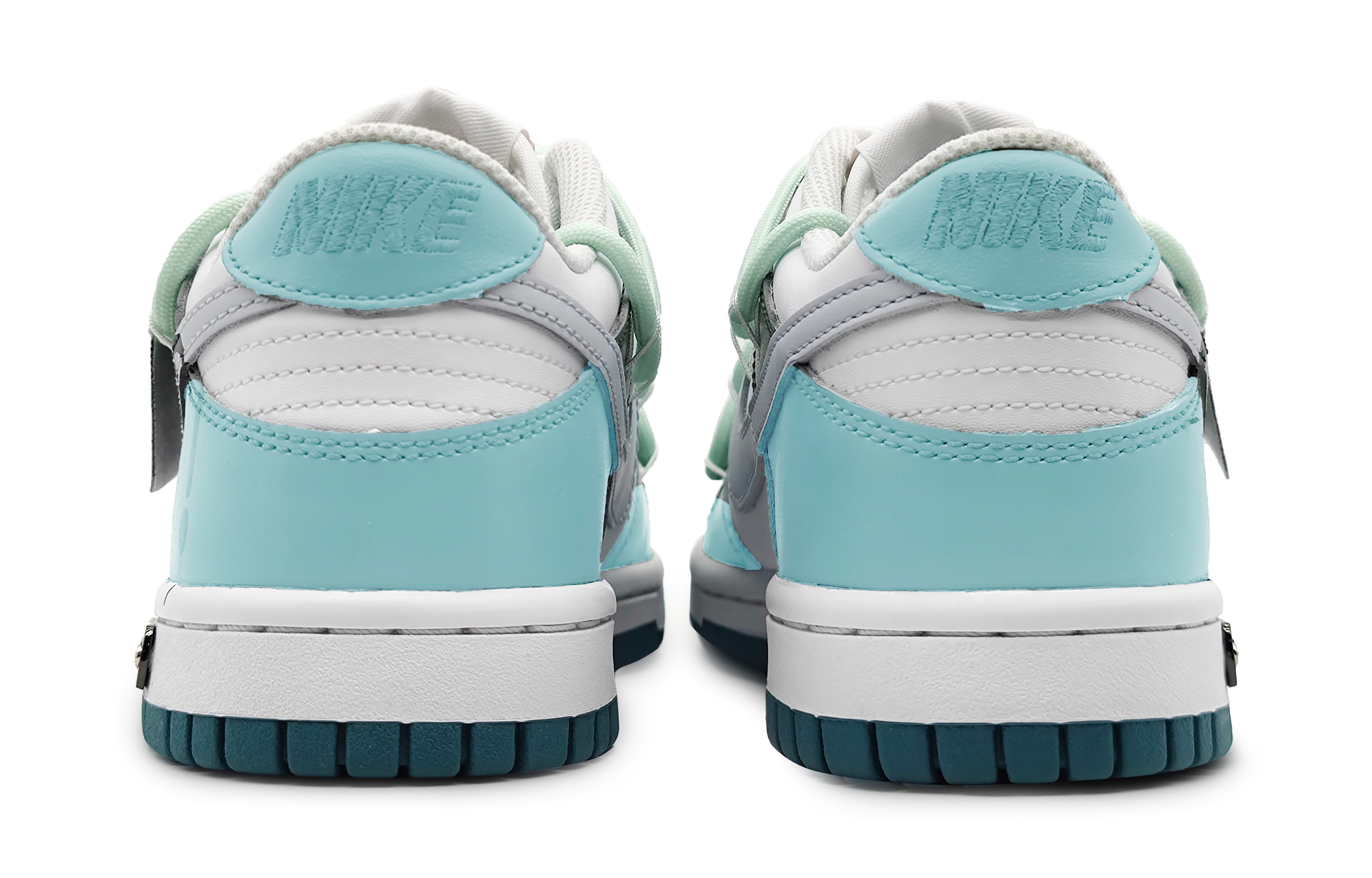 Purchase 【訂製球鞋】 Nike Dunk Low 藍色軌跡 Good個性塗鴉 標牌可拆卸 低筒 滑板鞋 GS 白藍