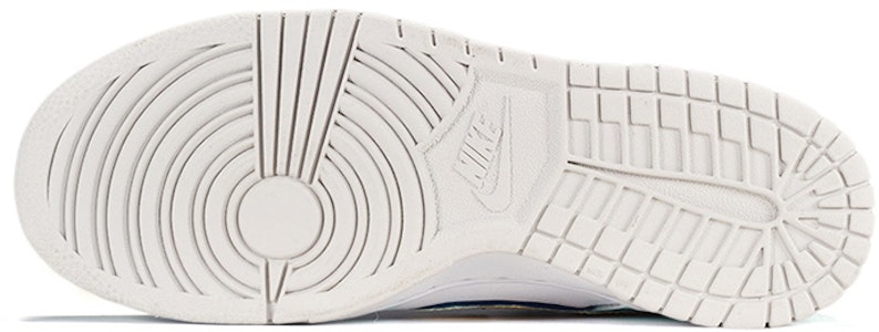 【定制球鞋】Nike Dunk Low 光變愛心皮貼 低幫 板鞋 GS 藍白 Details for 【定制球鞋】Nike Dunk Low 光變愛心皮貼 低幫 板鞋 GS 藍白