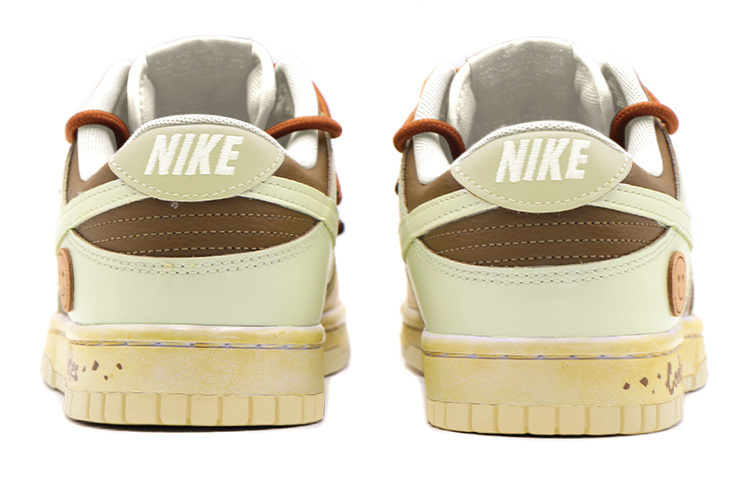 Shop 【客製化球鞋】Nike Dunk Low 解構鞋帶 復古做舊 曲奇餅乾 笑臉 低筒 板鞋 GS 棕黃