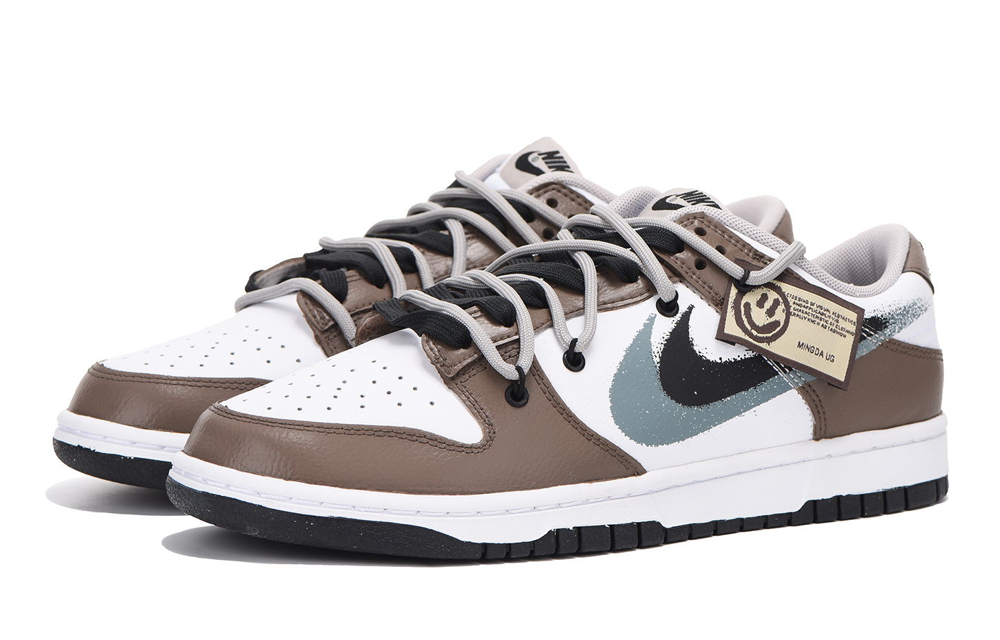 Lookbook 【訂製球鞋】Nike Dunk Low 解構 笑臉 街頭 高筒 板鞋 男款 棕白色