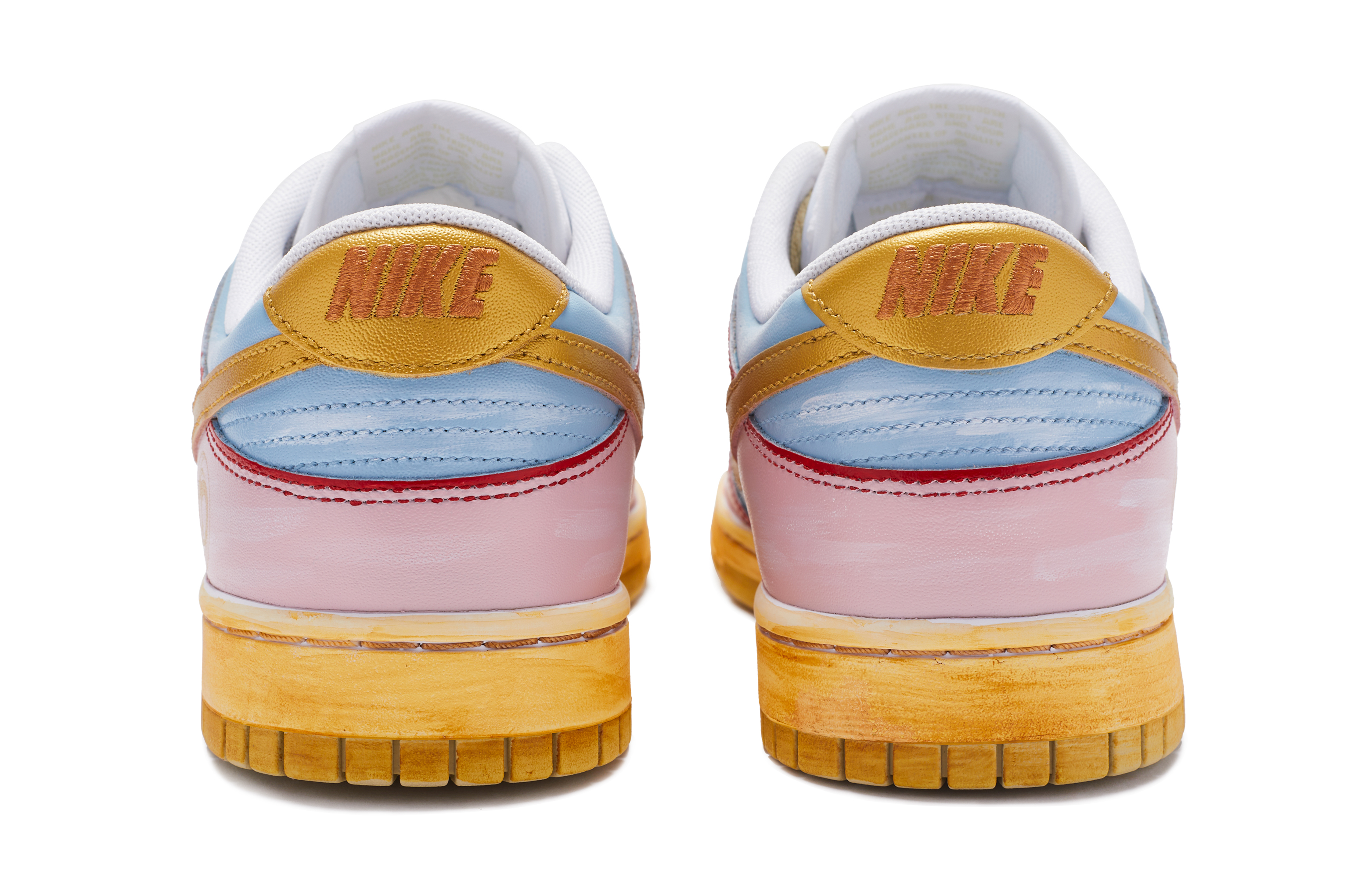 Shop [Kasut Custom] Nike Dunk Low 'Bubblegum Lukisan Tangan Pink Lembut Biru Emas' DV0833-100(TeamR-男款泡泡糖)