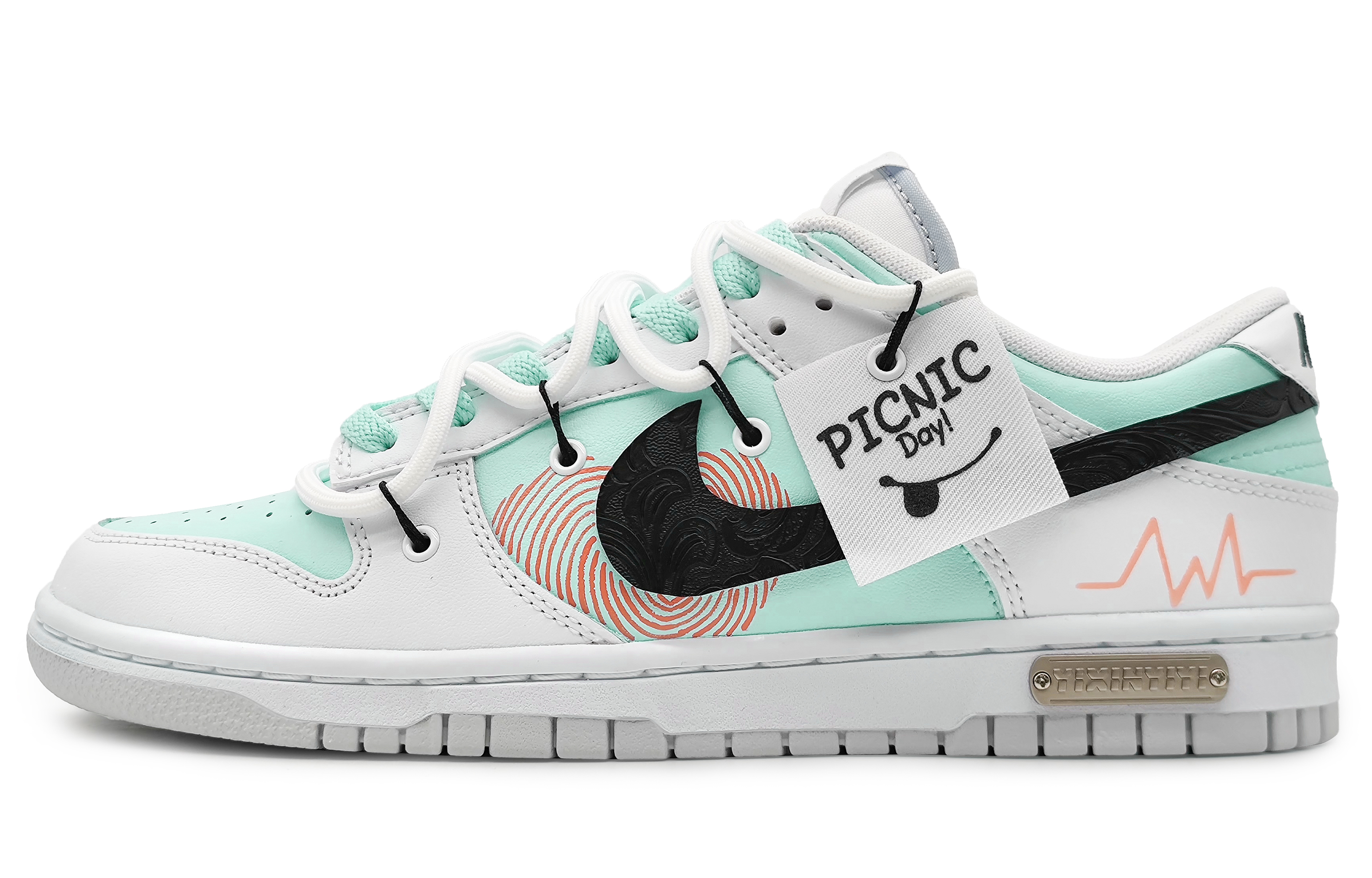 Buy 【訂製球鞋】Nike Dunk Low 山茶戀情 指紋愛心 雕花皮勾 解構紋理 標籤可拆卸 低筒 球鞋 男款 青灰