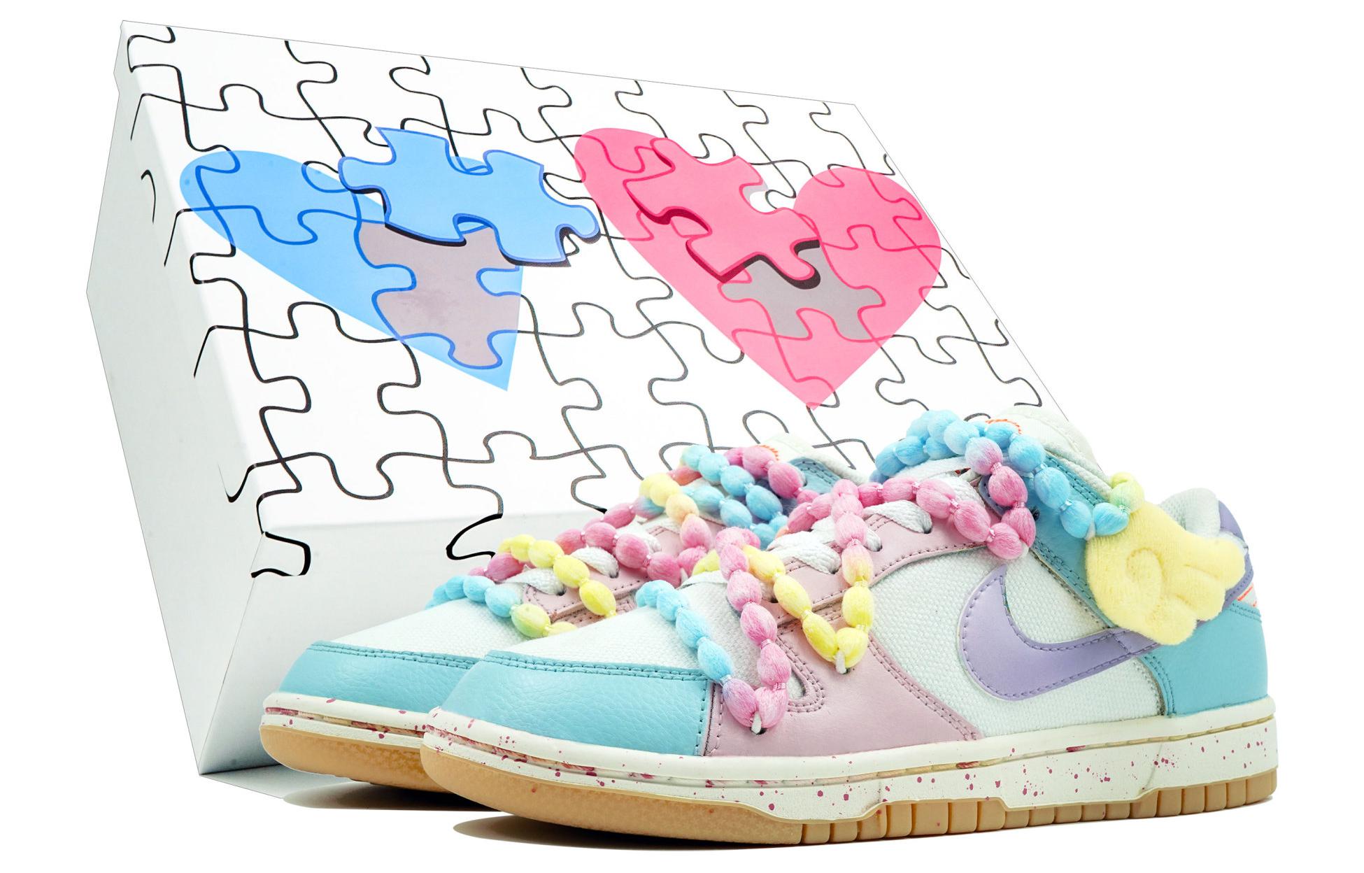 Buy 【定制球鞋】 Nike Dunk 萬花弄 糖果超甜 禮盒 可愛動漫風 時尚 舒適 百搭 潮流 簡約 休閒 運動 低幫 板鞋 男女同款 粉白藍