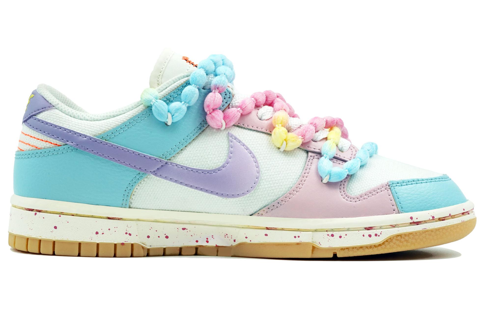 Lookbook 【定制球鞋】 Nike Dunk 萬花弄 糖果超甜 禮盒 可愛動漫風 時尚 舒適 百搭 潮流 簡約 休閒 運動 低幫 板鞋 男女同款 粉白藍