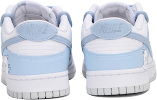 【定制鞋款】耐克Dunk低帮‘卡通熊律动蓝’ DH9765-102(Team59-女款蓝熊) Shop 【定制鞋款】耐克Dunk低帮‘卡通熊律动蓝’ DH9765-102(Team59-女款蓝熊)