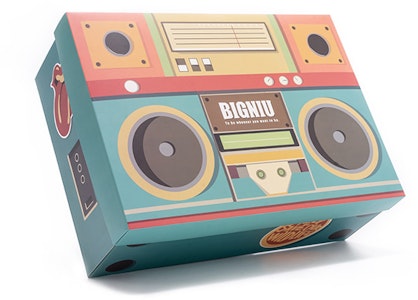 【定制球鞋】 Nike Dunk Low 解構鞋帶 腰果花 手繪噴繪 特殊鞋盒 低幫 板鞋 GS 米白 Details for 【定制球鞋】 Nike Dunk Low 解構鞋帶 腰果花 手繪噴繪 特殊鞋盒 低幫 板鞋 GS 米白