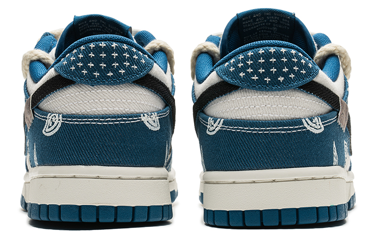 Shop 나이키 덩크 로우 '캐슈 플라워 데님' (커스텀) DV0834-101(TeamB-满印牛仔腰果花)