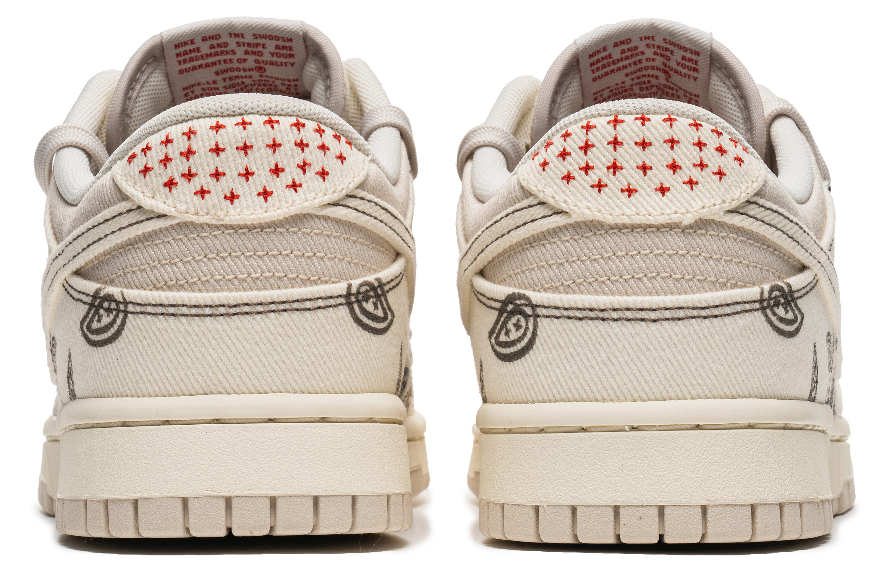 Shop [Kasut Tersuai] Nike Dunk Low 'Cashew Paisley' DV0834-100(TeamB-米白腰果花解构)