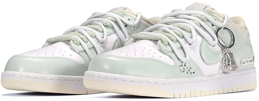 【定制球鞋】 Nike Dunk Low 化學式皮貼 低幫 板鞋 男款 白綠 Lookbook 【定制球鞋】 Nike Dunk Low 化學式皮貼 低幫 板鞋 男款 白綠