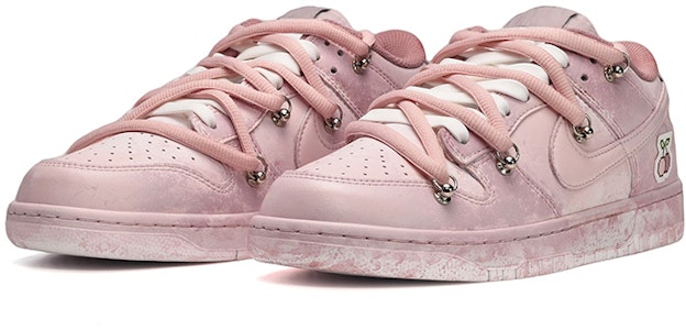 나이키 덩크 로우 '벚꽃 핑크' (커스텀) DH9765-100(TeamE-女款甜美樱桃粉色) Lookbook 나이키 덩크 로우 '벚꽃 핑크' (커스텀) DH9765-100(TeamE-女款甜美樱桃粉色)