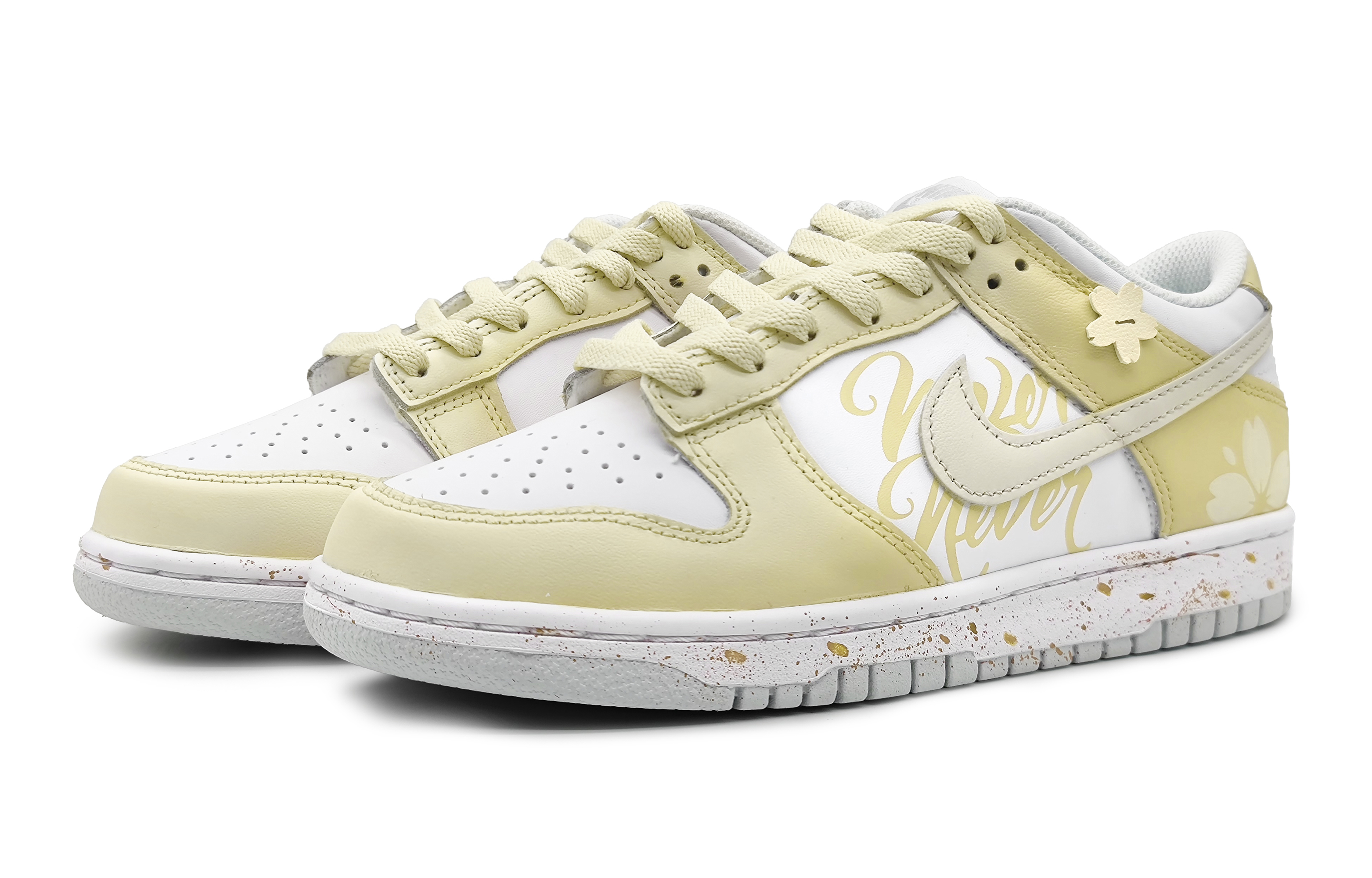 Lookbook 【カスタムシューズ】ナイキダンクロー「桜スプラッター」 DH9765-102(Team16-女款樱粉甘露松花)