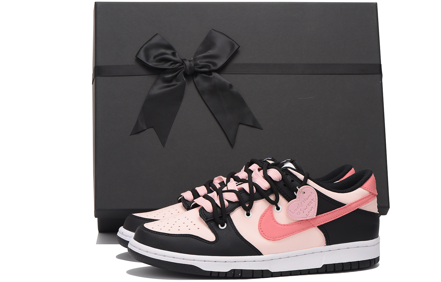 Buy 【訂製球鞋】Nike Dunk Low 栗子 芝芝莓莓 愛心掛飾 可拆卸 禮盒 解構 高街 低筒 板鞋 GS 黑粉